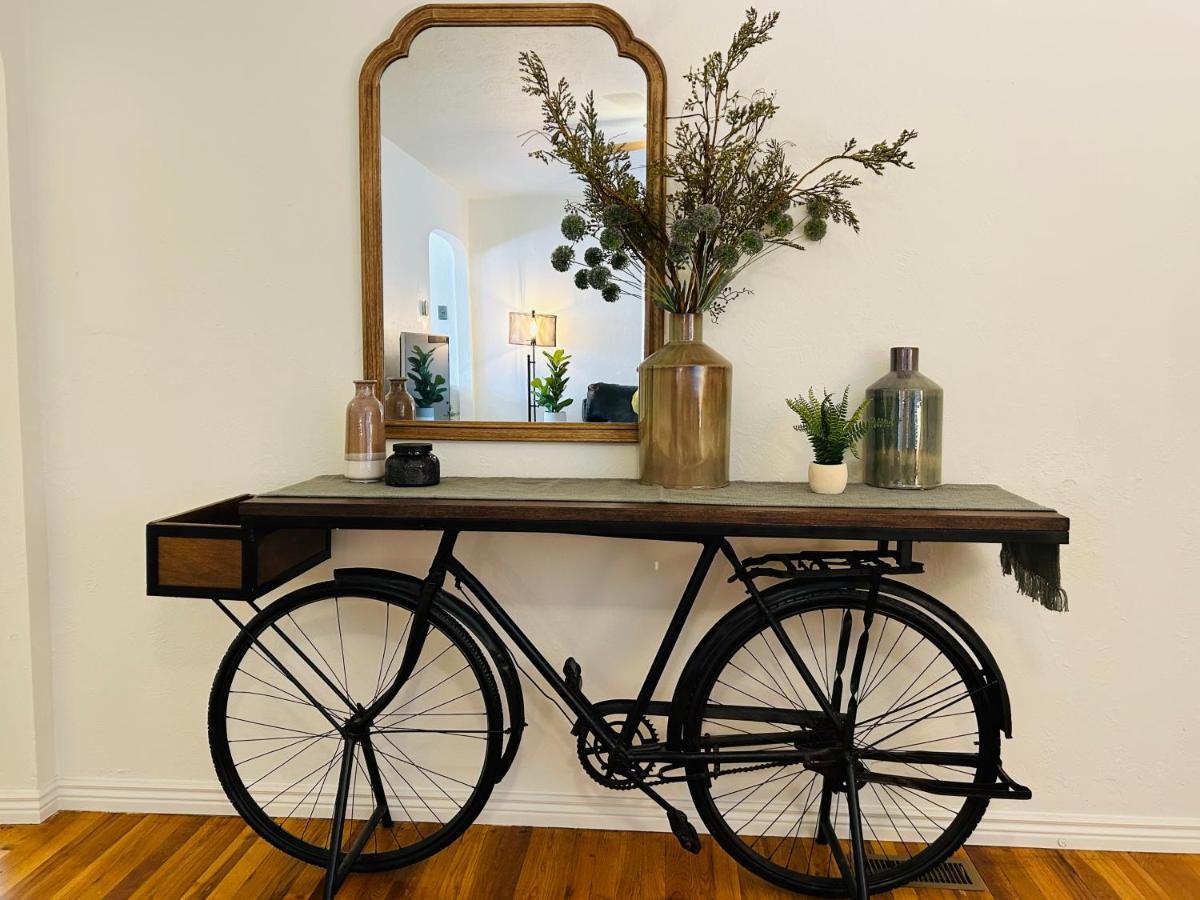 Home Sweet Idahome, Feels Like Home With All The Decor You Wish You Could Afford King Bed In Master, Fully Fenced Dog Friendly Yard, A Few Blocks From Bsu And Downtown Boise, Your Perfect Stay! Exterior foto